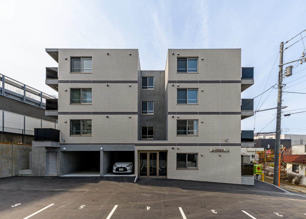 札幌市手稲区手稲本町2条5丁目 Rc壁式構造 4階建 Br １ｌｄｋ 3戸 Br ２ｌｄｋ 11戸 Br ３ｌｄｋ 1戸 施工事例 株式会社エフリード 北海道札幌市のアパート マンションの建築施工管理会社